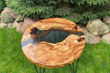 Круглый стол из слэба дерева